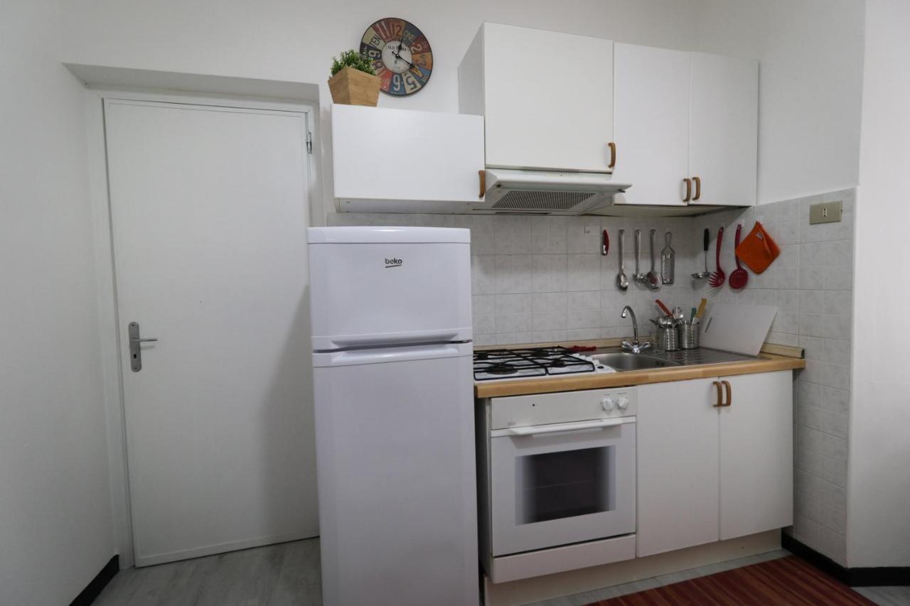 Ferienwohnung La Darsena. Savona Exterior foto