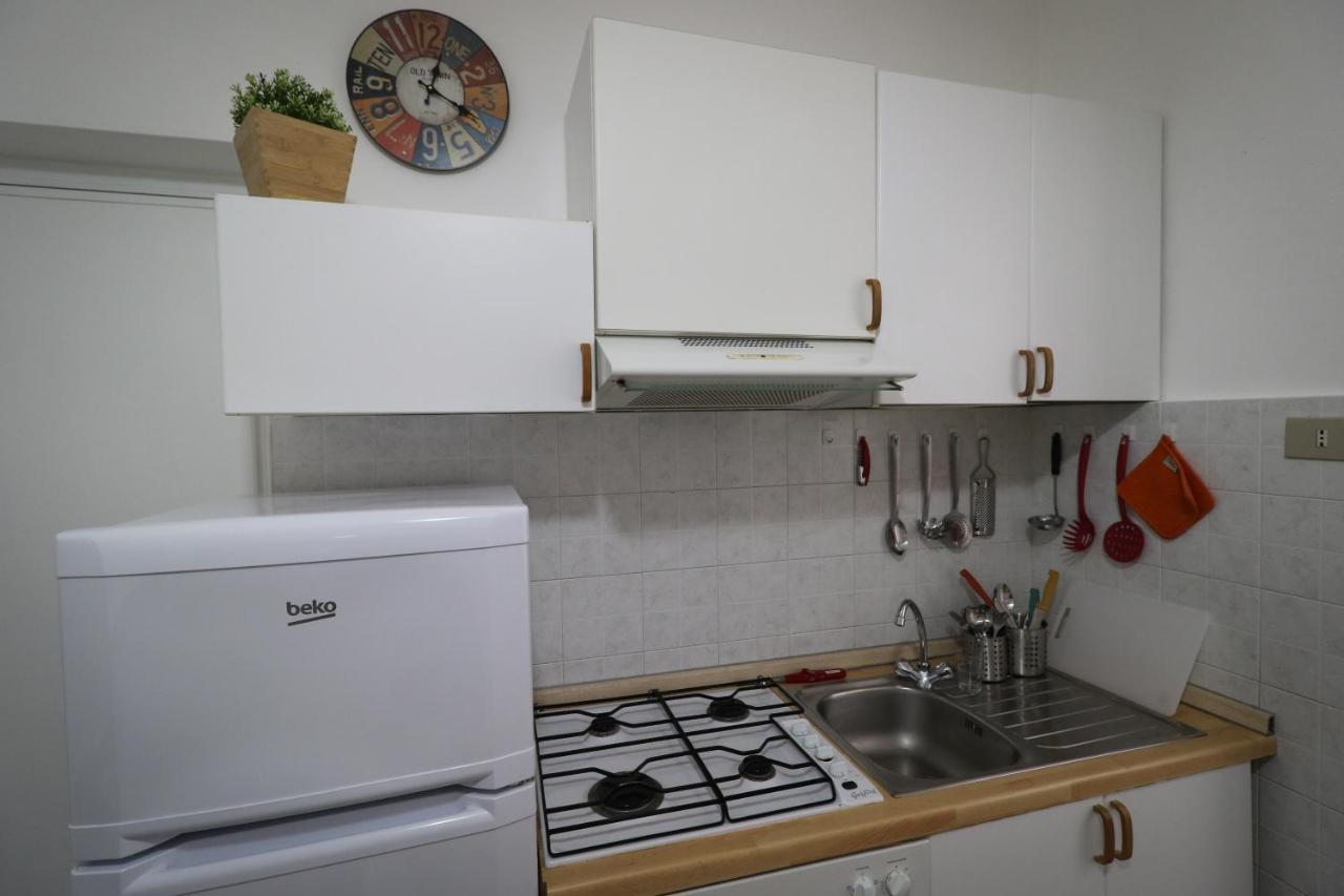 Ferienwohnung La Darsena. Savona Exterior foto